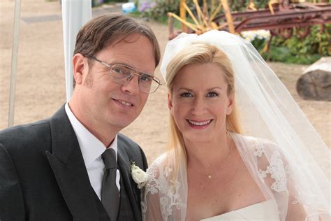 do dwight and angela get back together